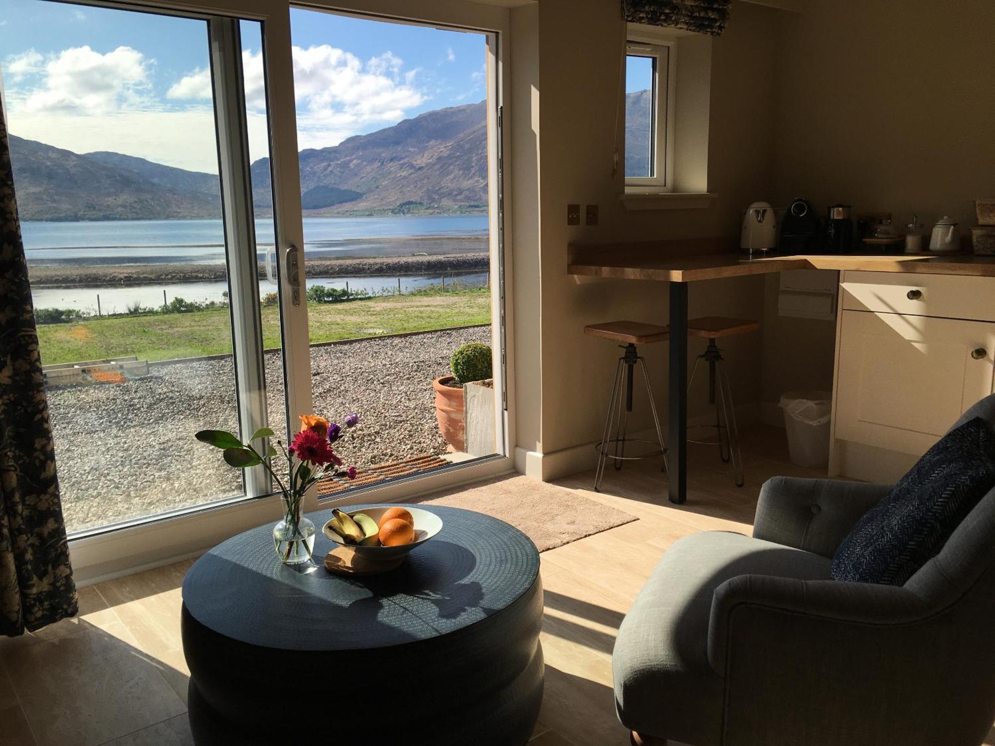 Kirkton Bay House Bed And Breakfast Кайл-оф-Лохалш Екстер'єр фото